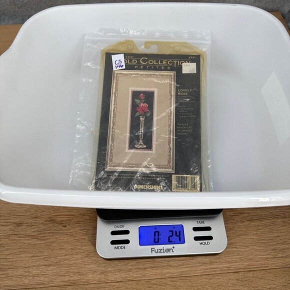 Dimensions Gold Collection Petites Cross Stitch Kit Lovely Rose Vase 6741 NEW - Picture 6 of 6